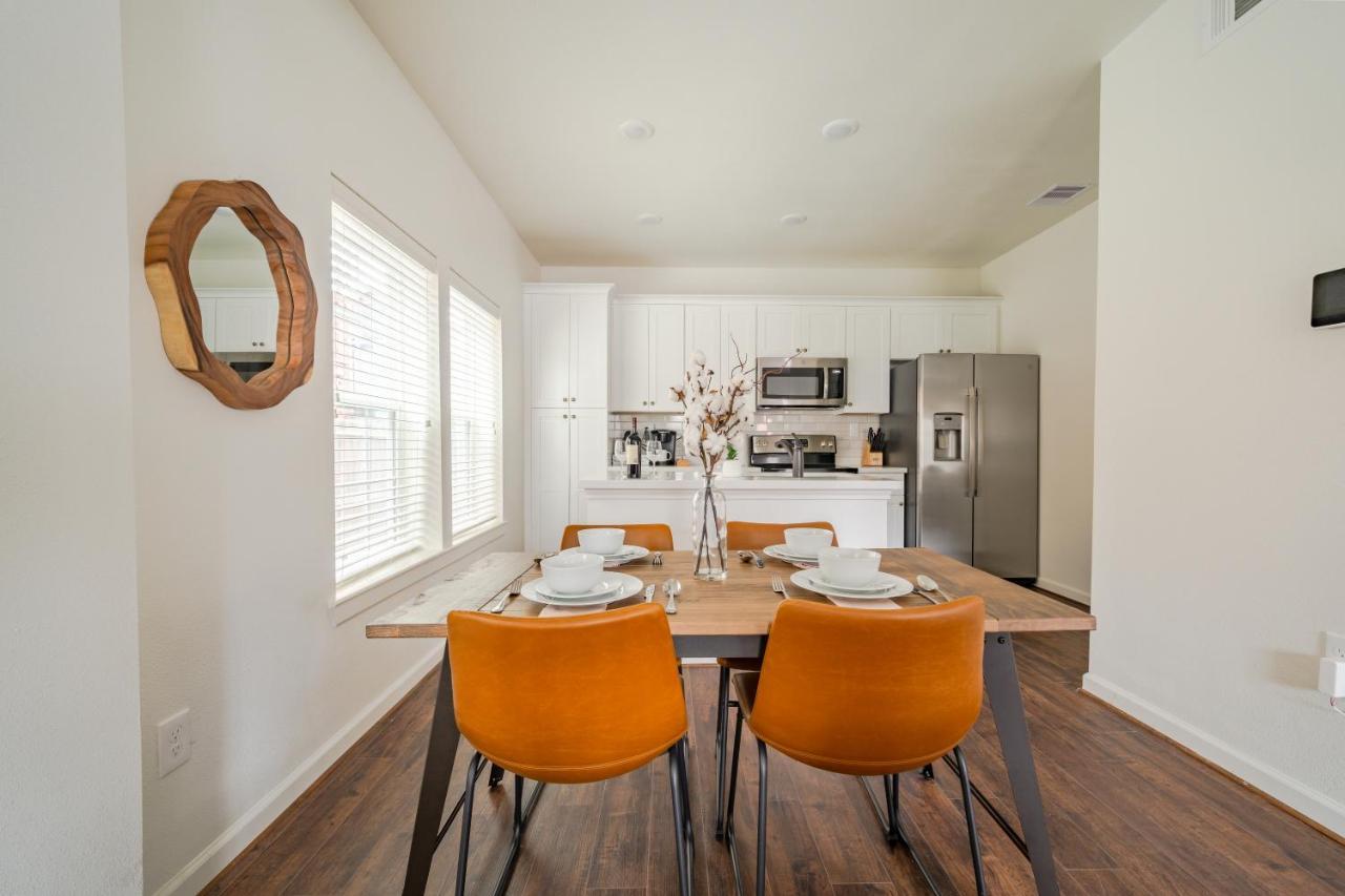 Unit 1 - Spacious & Renovated Apt Home In The City'S Action Houston Exterior foto